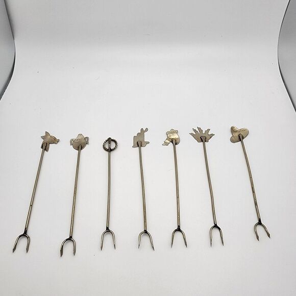 Vintage Taxco Set of 7 Olive/Pickle Forks - Picture 7 of 11